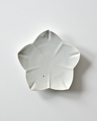 佐藤もも子　白瓷星形豆皿