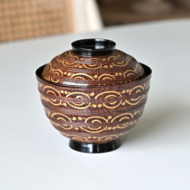 石川漆宝堂　金蒔絵波唐草吸物椀