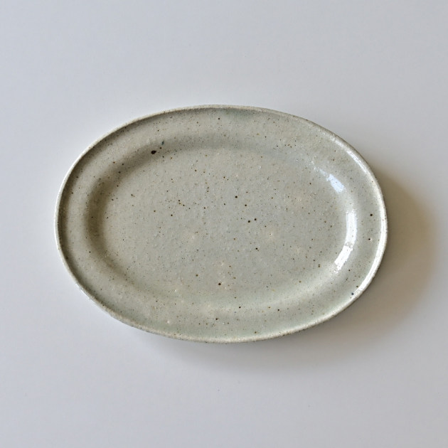 及川静香　粉引オーバル皿（M）