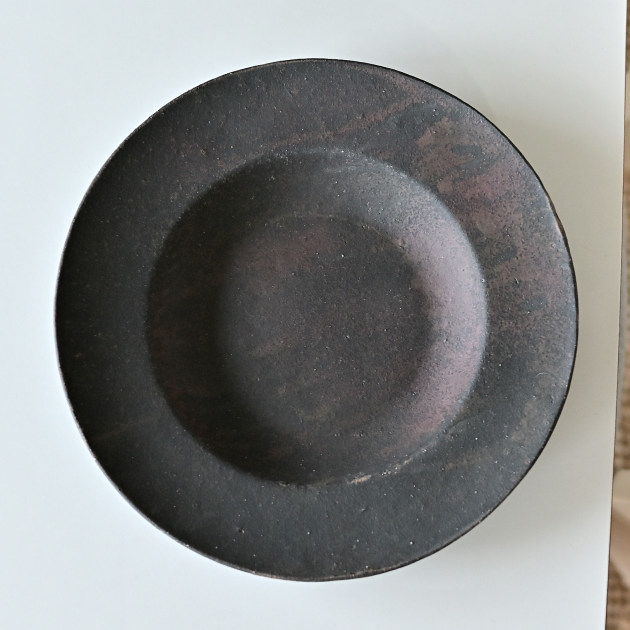 大江憲一　リム皿（LL・29cm・鉄）