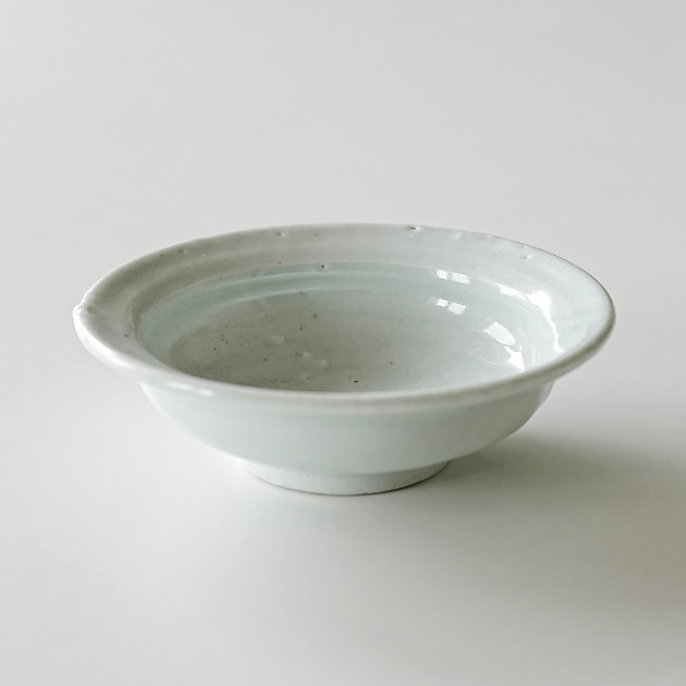 亀田大介 白磁5寸リム浅鉢