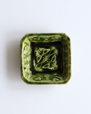 菅野一美　織部釉蝶文豆皿