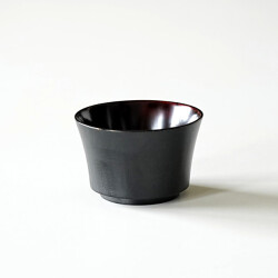 山田果林　ぐい呑み（浄法寺漆溜塗）