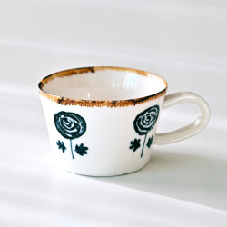 田屋道子　マグ・広口（ラナンキュラス）