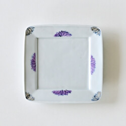 清水なお子　花文リム四方小皿