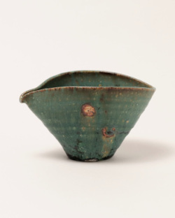 吉田学　マット織部片口