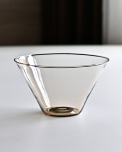 永木卓　鉢（アンバー）