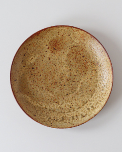 馬渡新平　ヒビ粉引き8寸皿