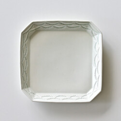 阿部春弥・みか　白磁しのぎレース文四方皿