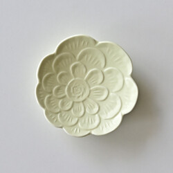 阿部春弥・みか　レモン牡丹豆皿