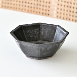 渡辺信史　八角小鉢（炭黒）