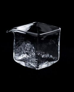 李慶子　正六酒器