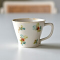 ヨシノヒトシ　色絵小花コーヒーカップ