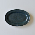 及川静香　紺色オーバル皿（S）