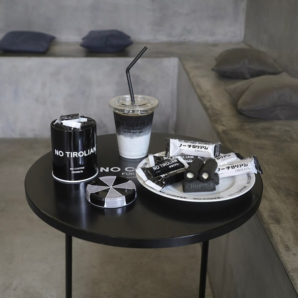 NO COFFEE×チロリアン