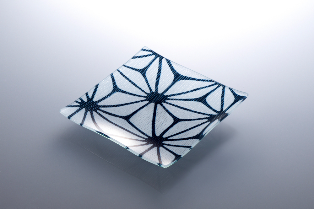 『竺仙の器　漣15』麻の葉 白