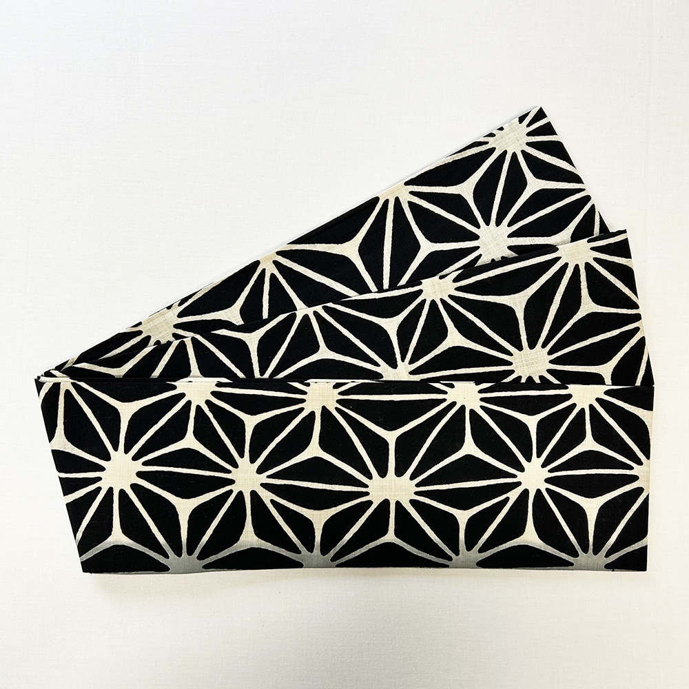 『綿芭蕉子供帯』黒地　麻の葉