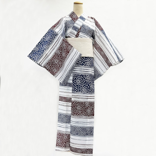 『アウトレットプレタ』綿絽白地　むじな菊横段