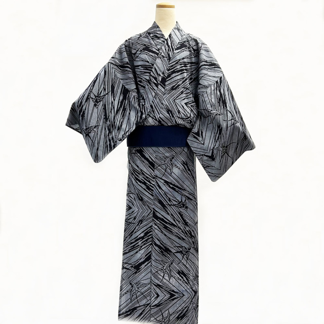 『アウトレットプレタ』細川クレヤーキング 雨に燕