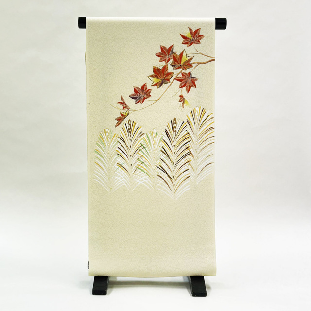 染名古屋帯』手描き友禅 紅葉に若松