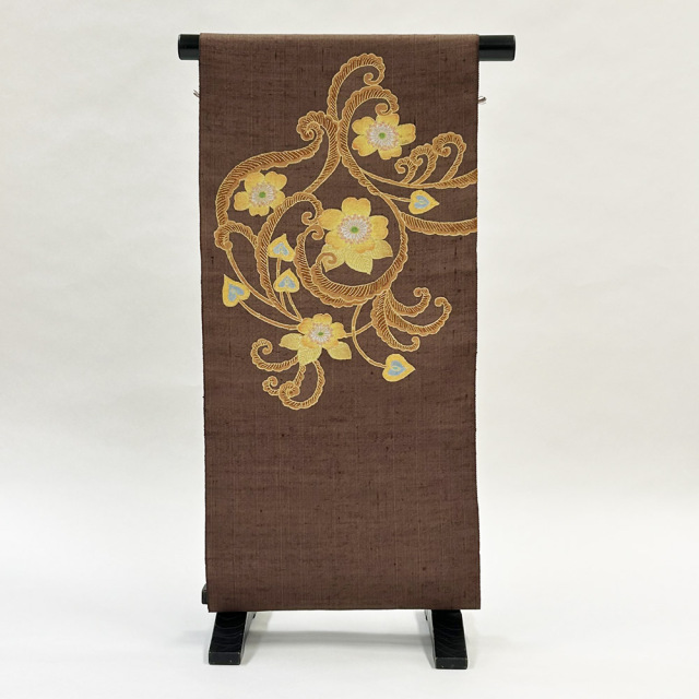 名古屋帯 鳥獣戯画 染大島 焦茶色 金彩 ガード加工 O-4548 染名古屋帯』 茶地 金彩更紗柄