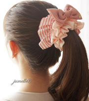 親子お揃いシュシュ専門店ジュメルピンクボーダーとピンクリボンママシュシュメイン１画像