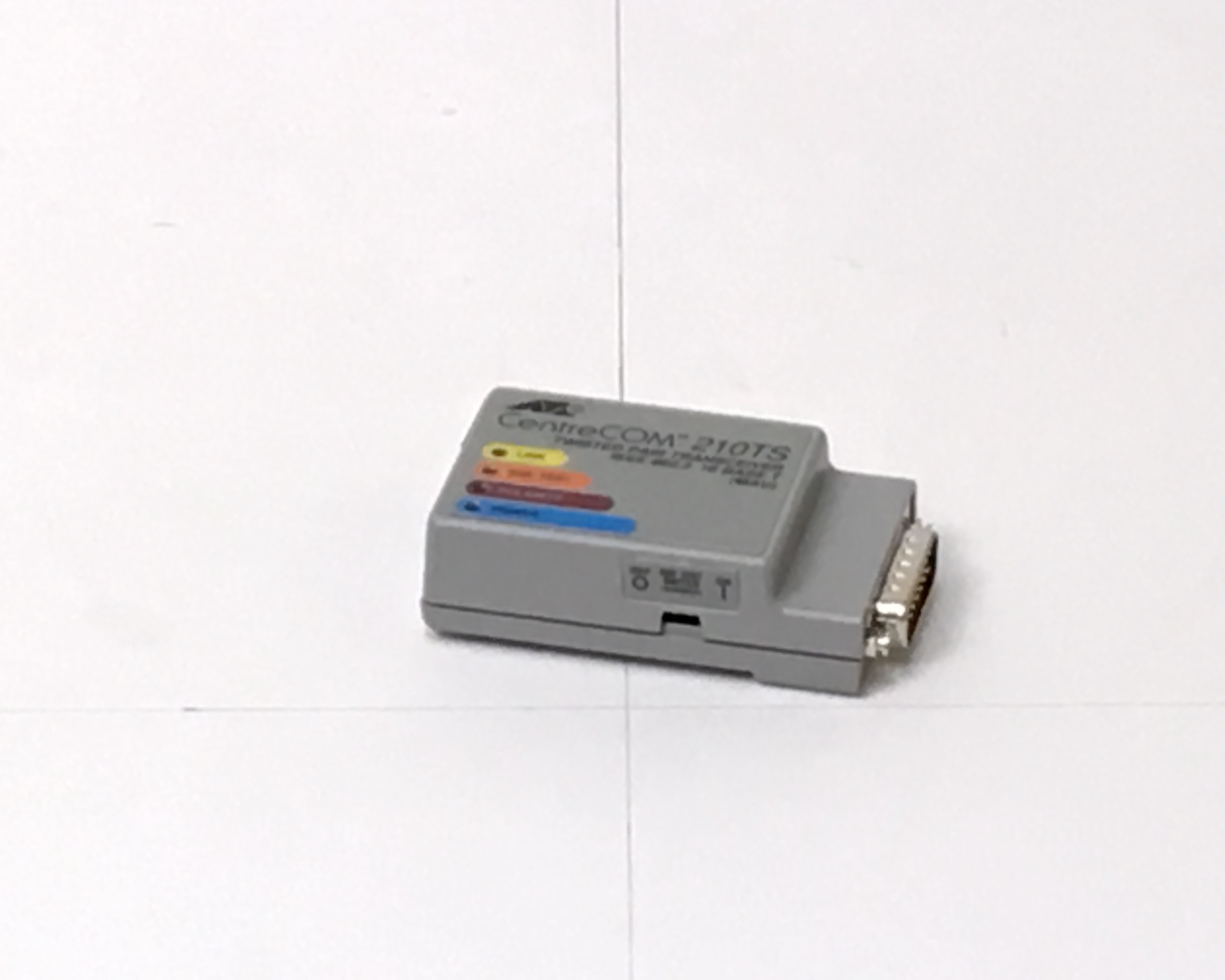 【優良中古】アライドテレシス CentreCOM 210TS マイクロトランシーバー R0535 メイン画像
