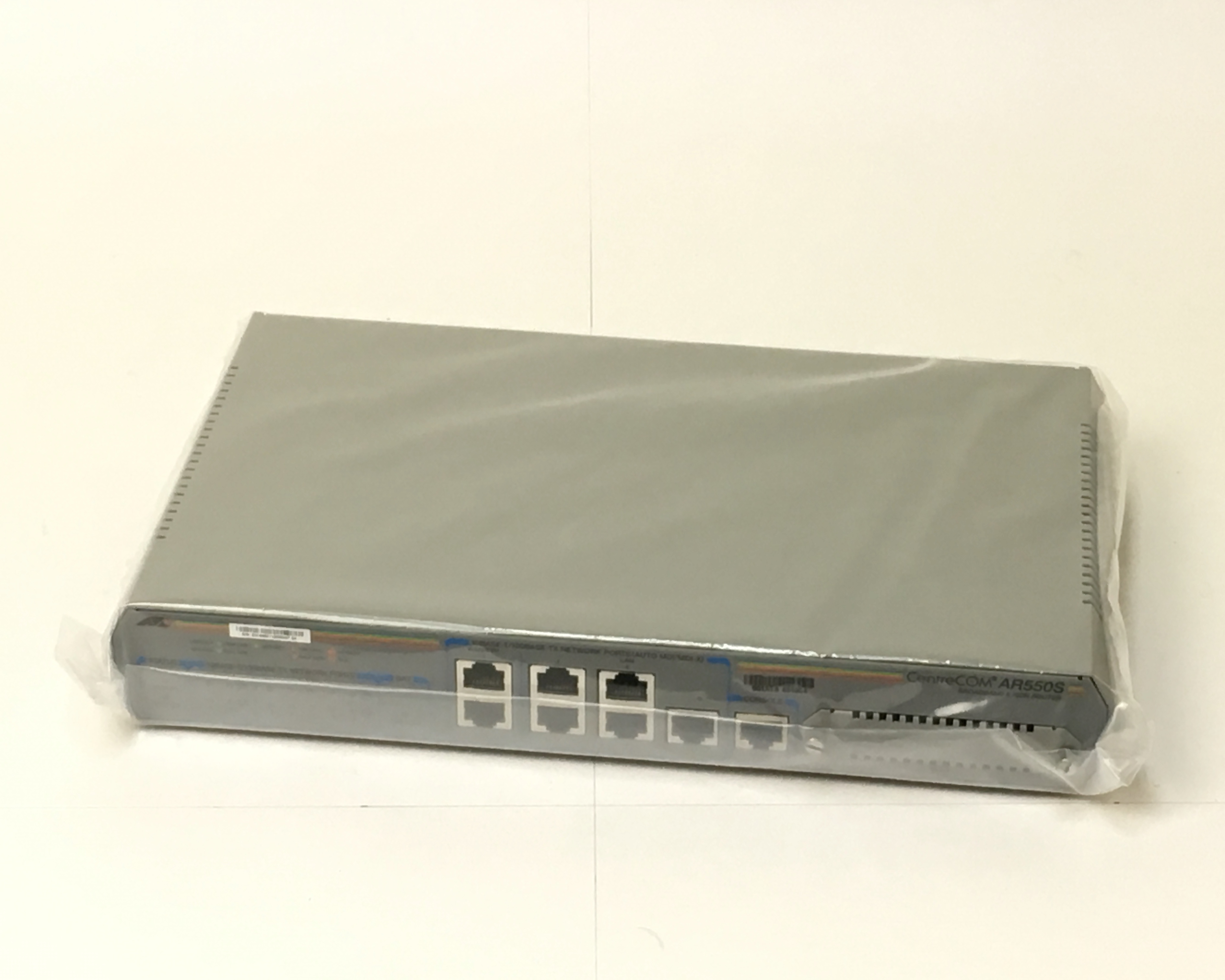 【優良中古】アライドテレシス CentreCOM AR550S ルーター 0140R　メイン画像