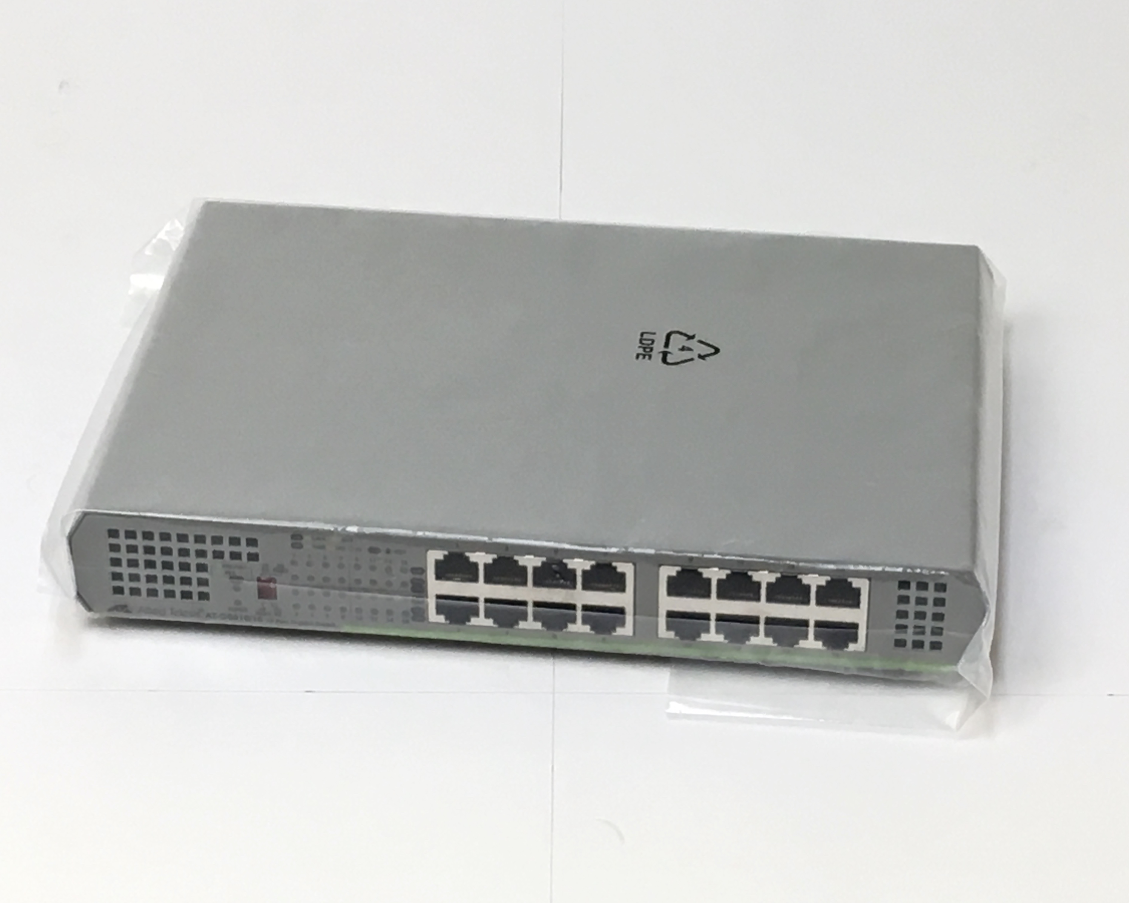 【優良中古】アライドテレシス　AT-GS910/16　メイン画像