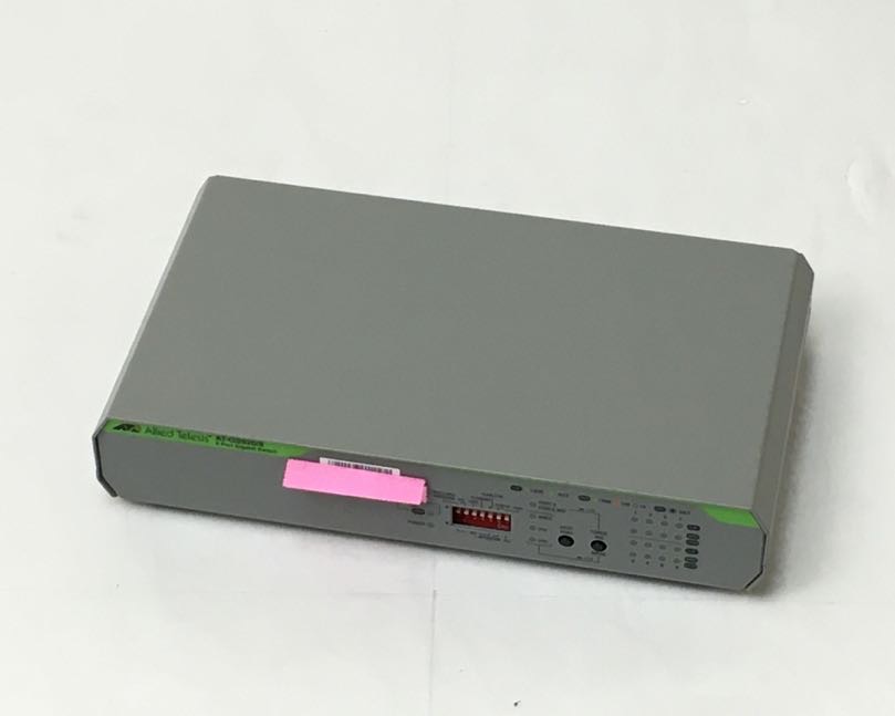 【優良中古】アライドテレシス CentreCOM AT-GS920/8 ギガビットイーサネットスイッチ　メイン画像