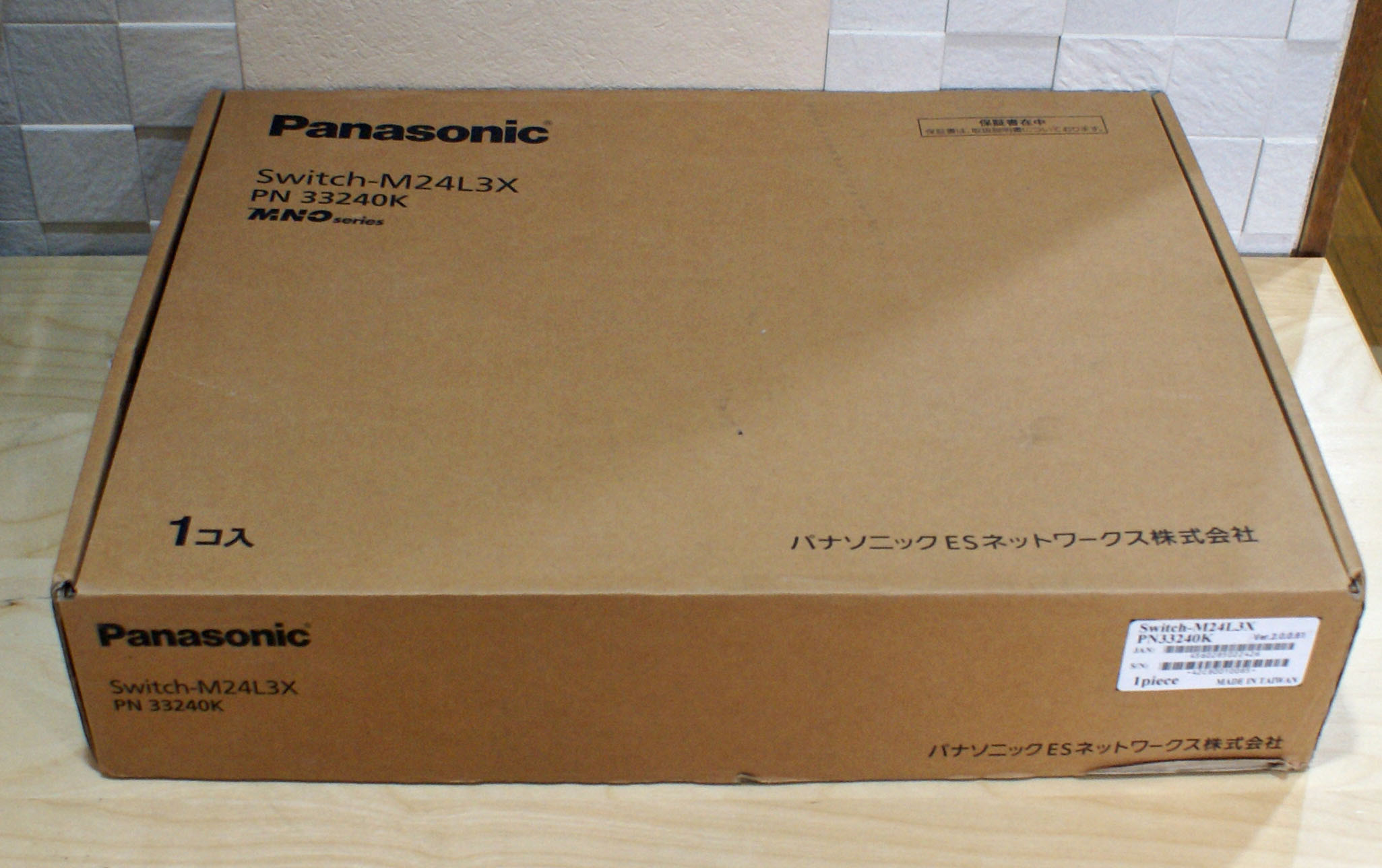 【ほぼ新品】スイッチ Switch-M24L3X PN33240K
