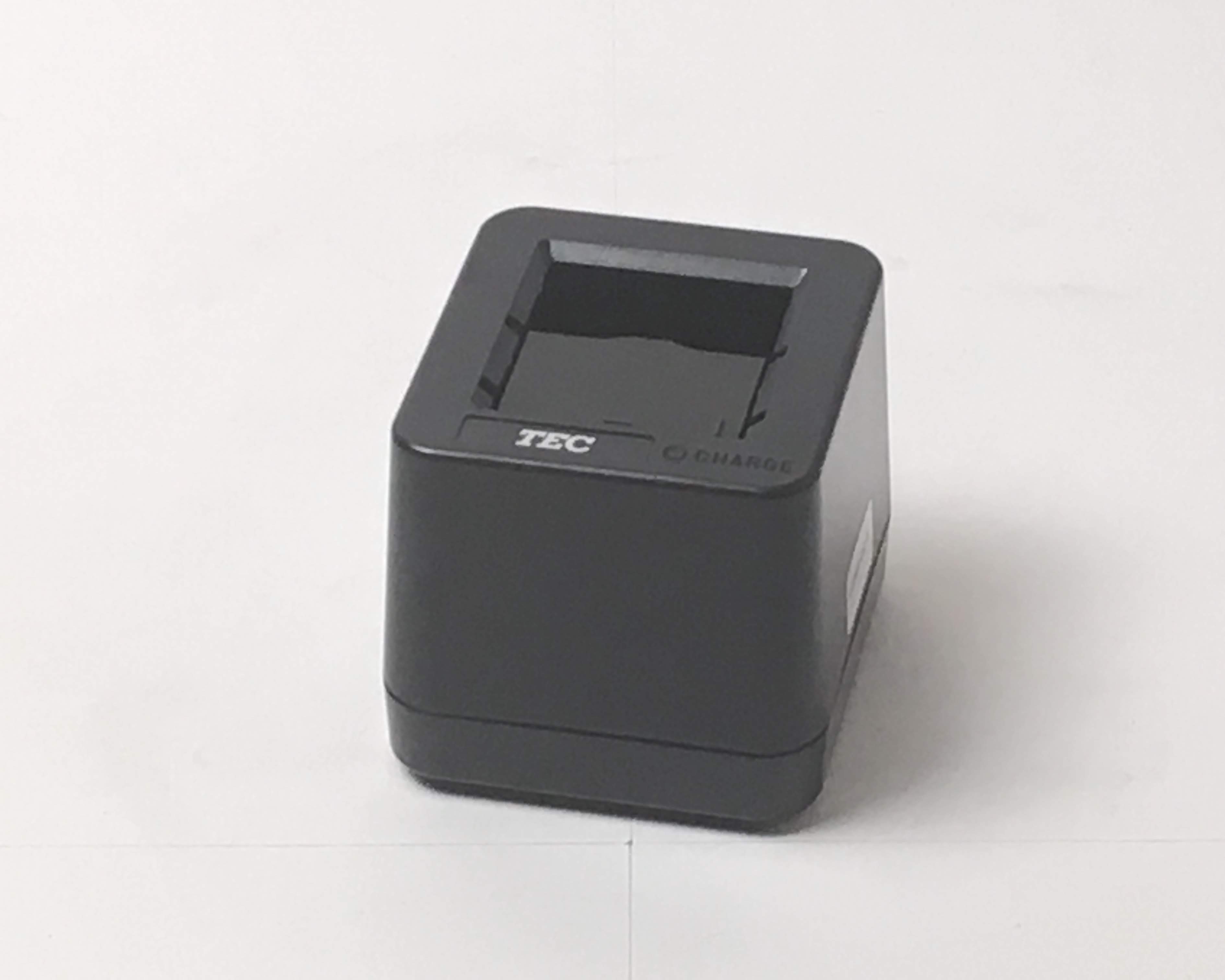 【優良中古】TEC 充電器セット B-EP800-CHG-R　メイン画像