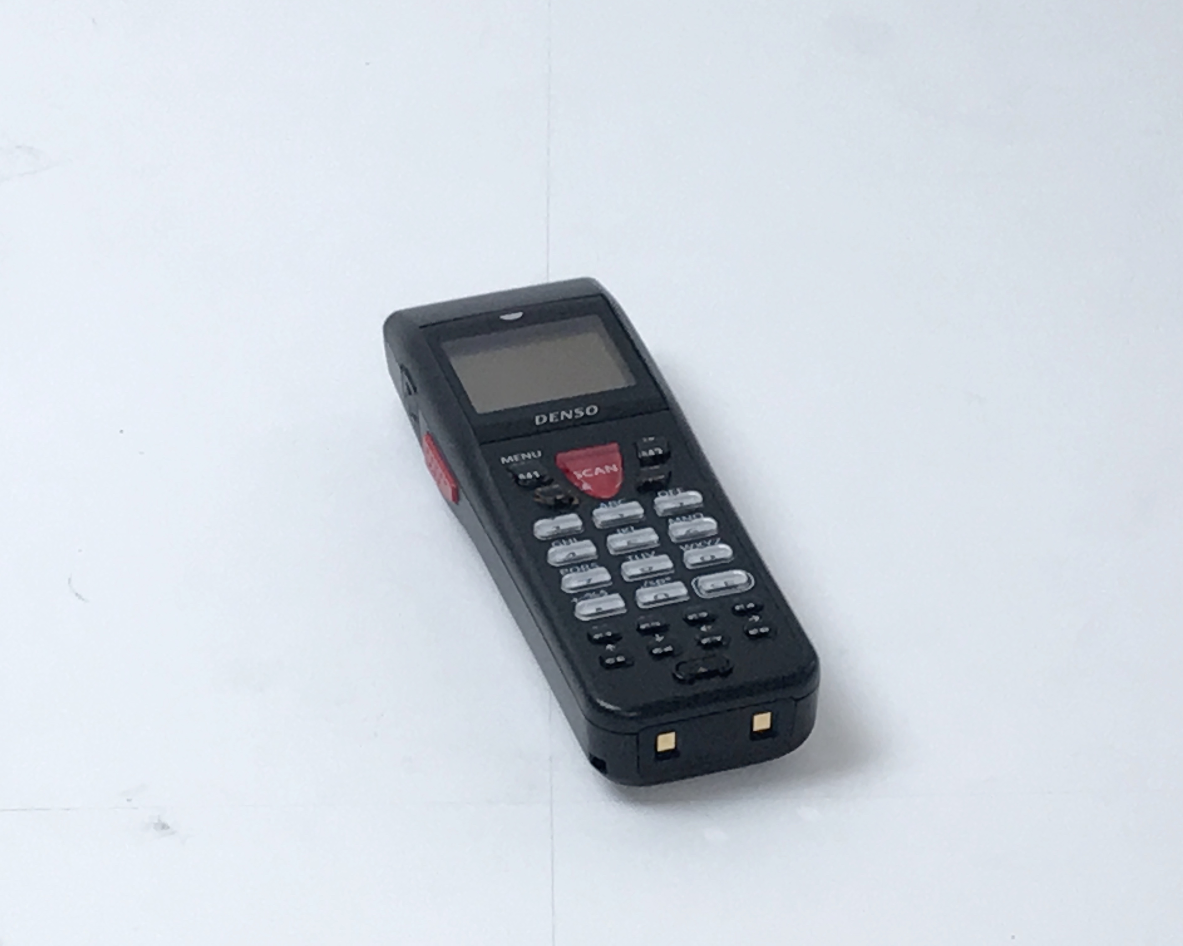 【優良中古】デンソーウェーブ BHT-900シリーズ ハンディターミナル 小型・軽量モデル BHT-904B 【16MB】　メイン画像