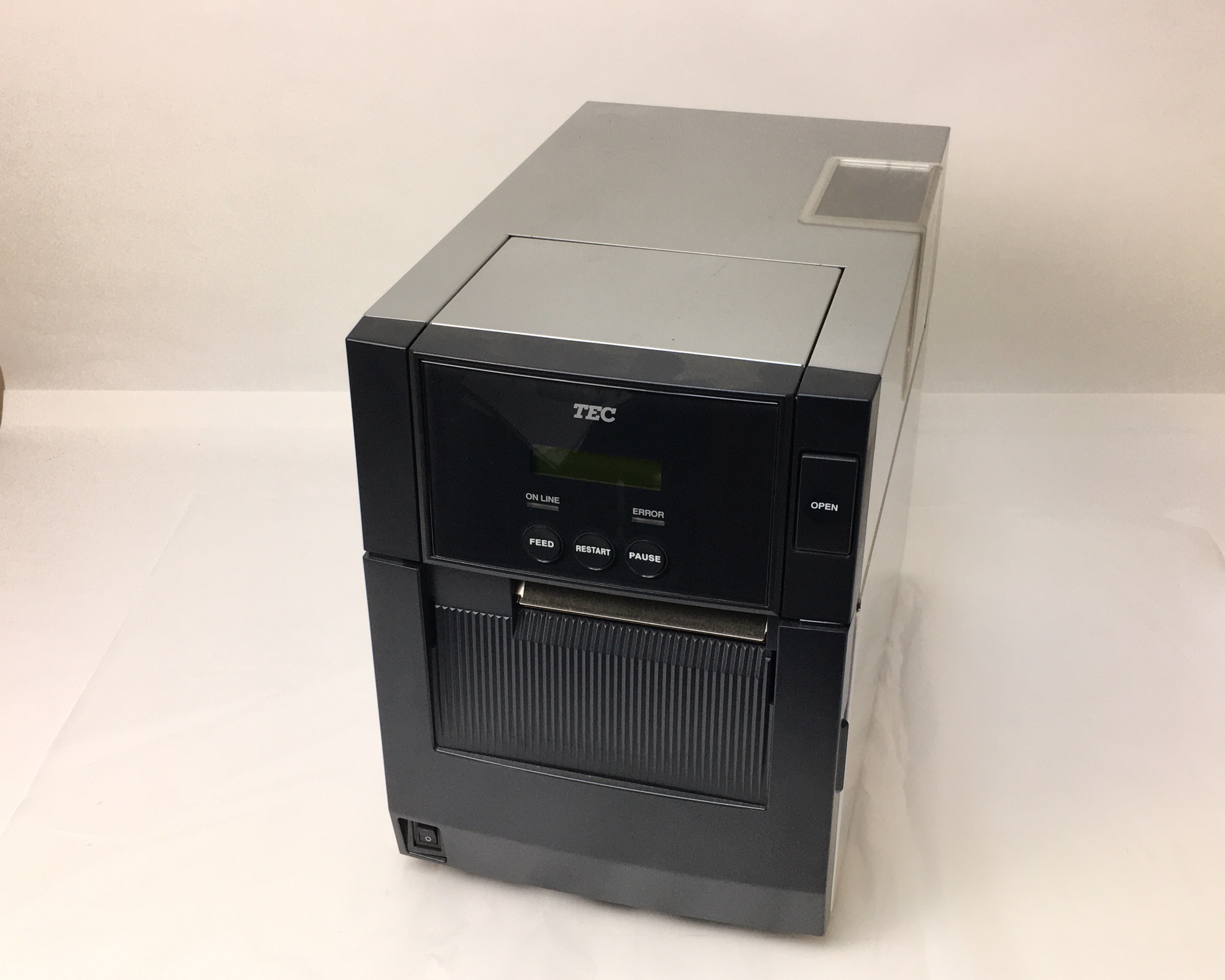 【優良中古】TEC ラベルプリンター　B-SA4TM-TS15-R　カッター仕様　メイン画像