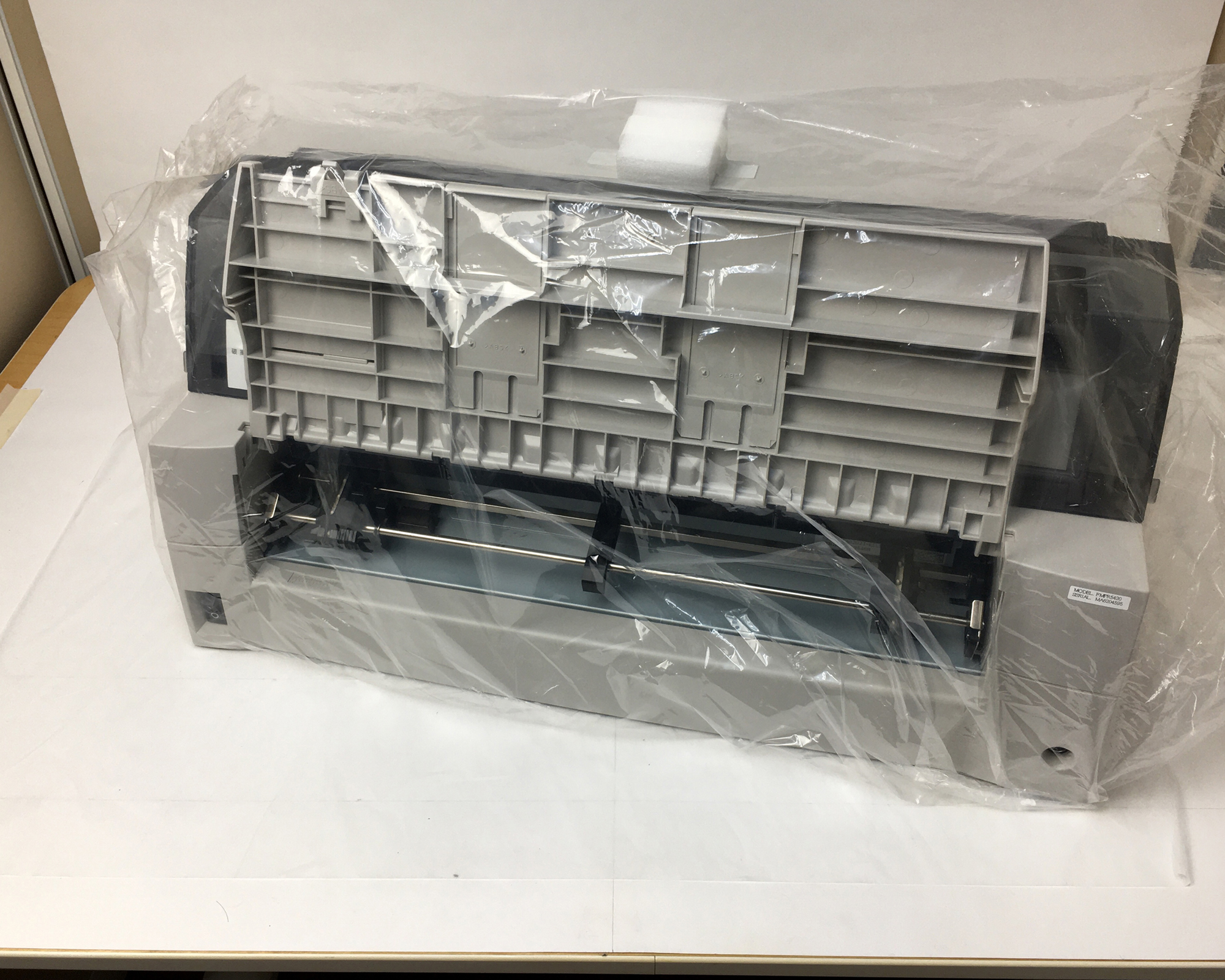 【優良中古】富士通　ドットインパクトプリンター　FMPR5420　メイン画像