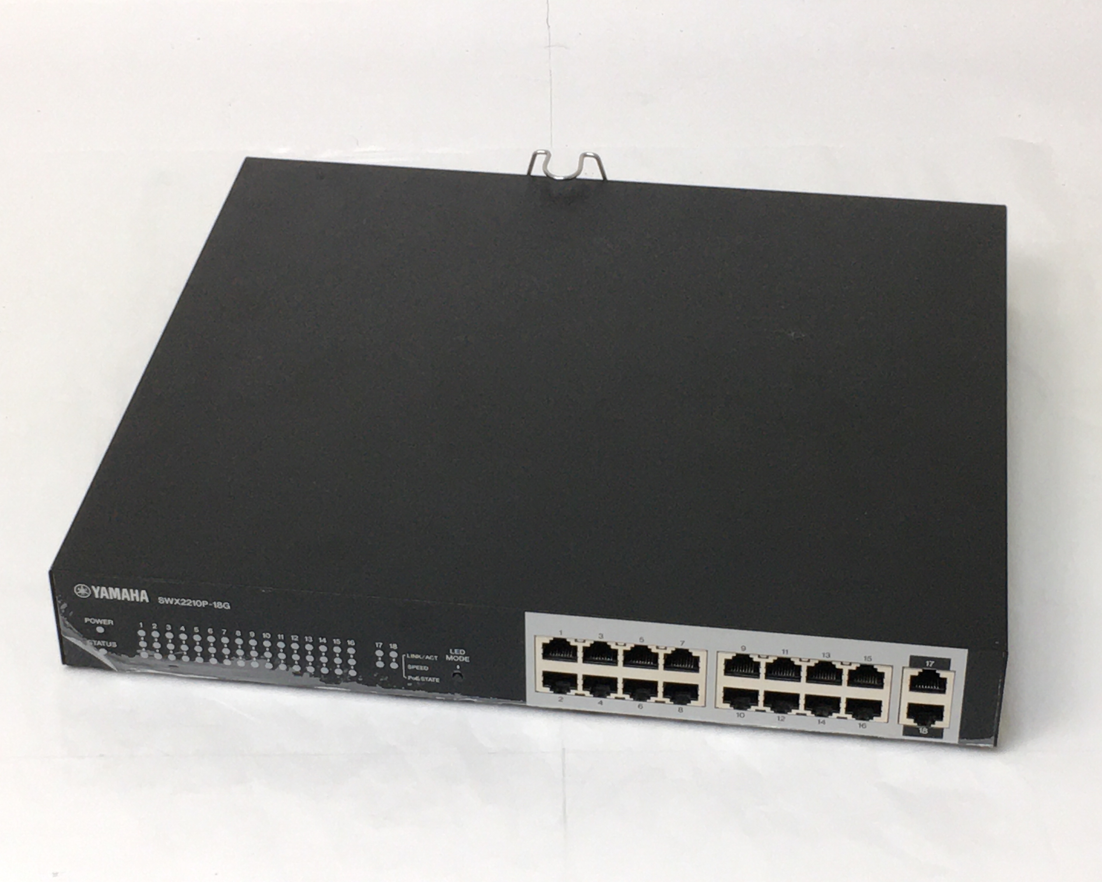 【優良中古】ヤマハ スマートL2 PoEスイッチ 18ポート SWX2210P-18G　メイン画像