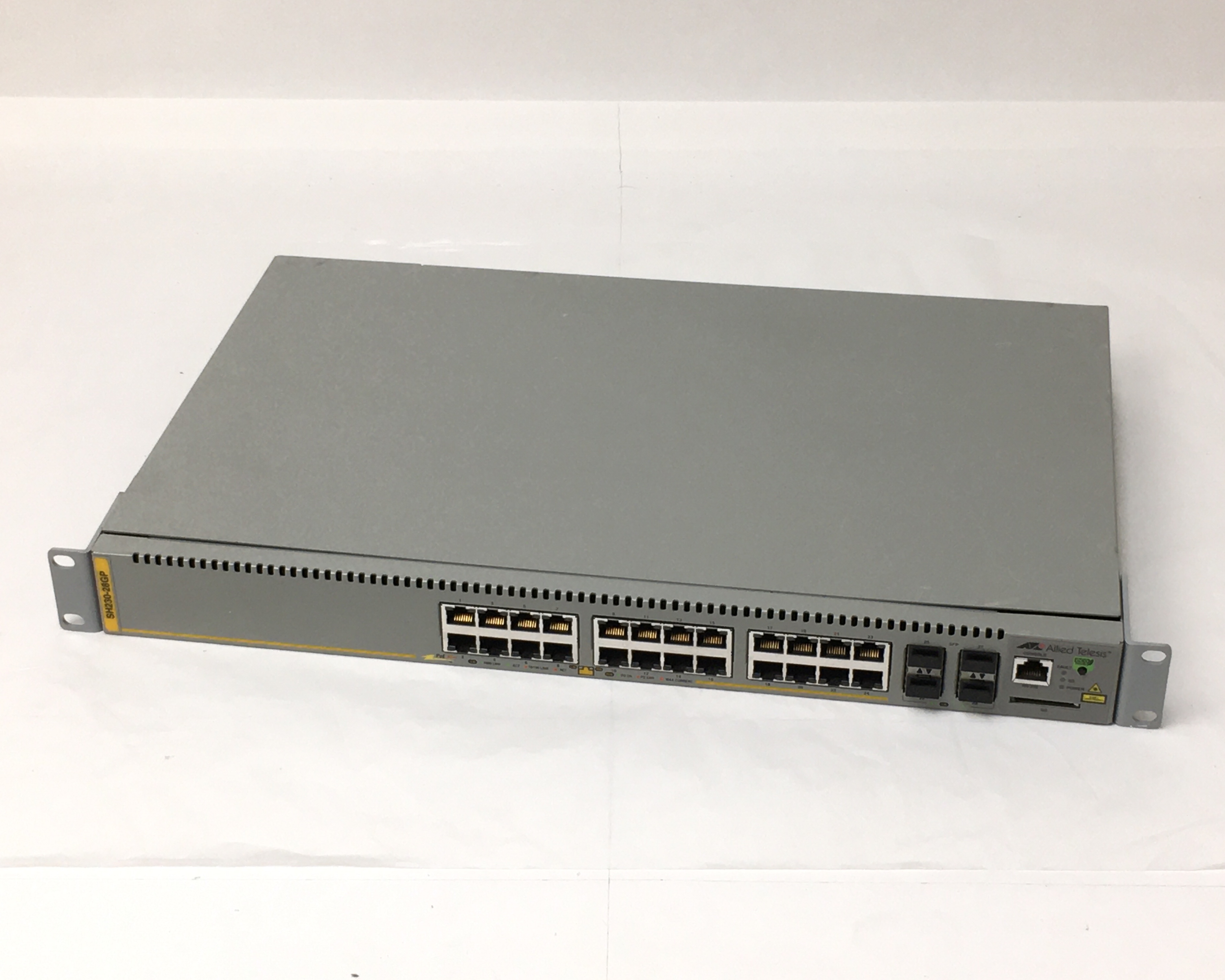 【中古】アライドテレシス AT-SH230-28GP 3532R　メイン画像