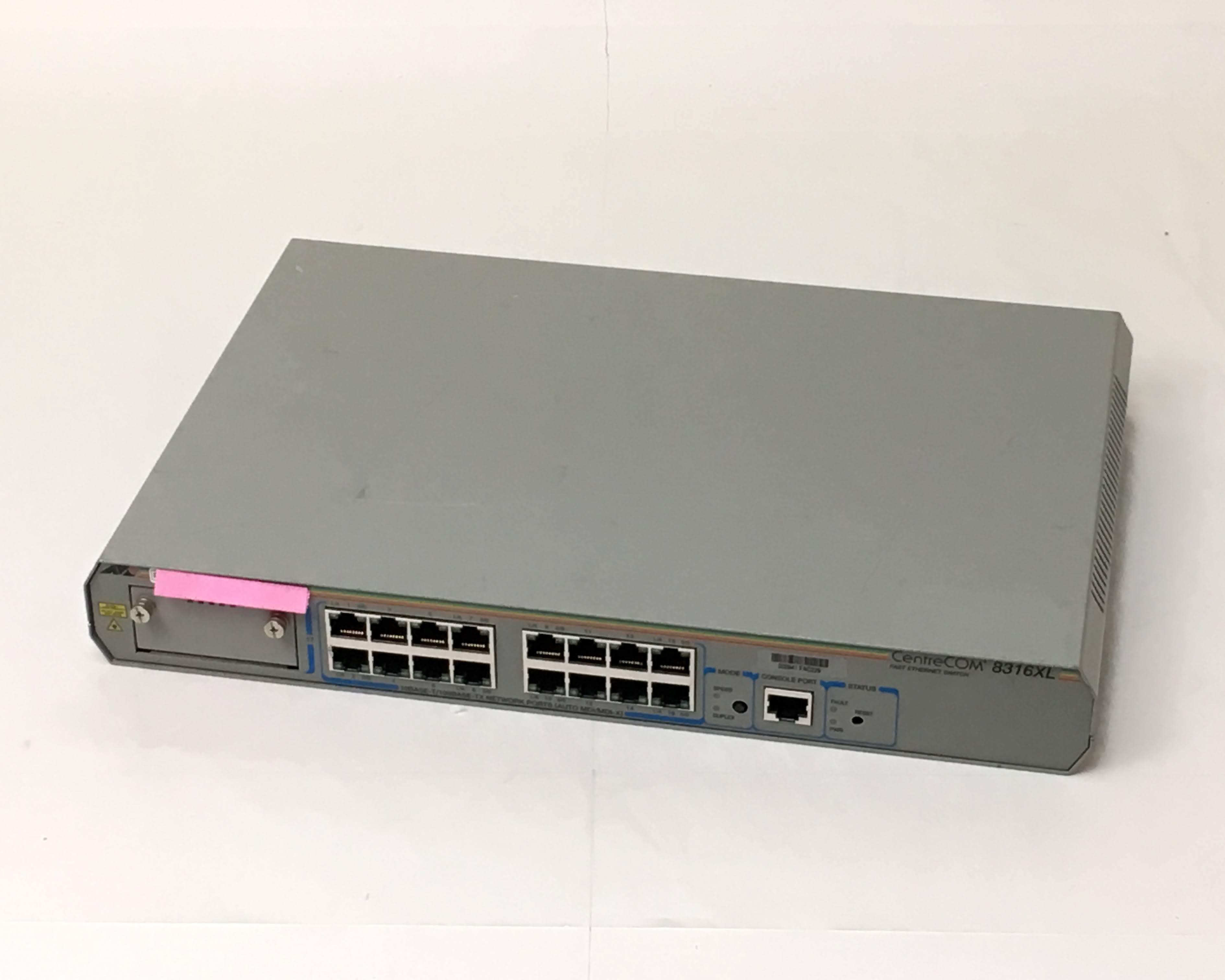 【中古】CentreCOM 8316XL レイヤー2plusスイッチ(10/100M、GbE) 0022R　メイン画像