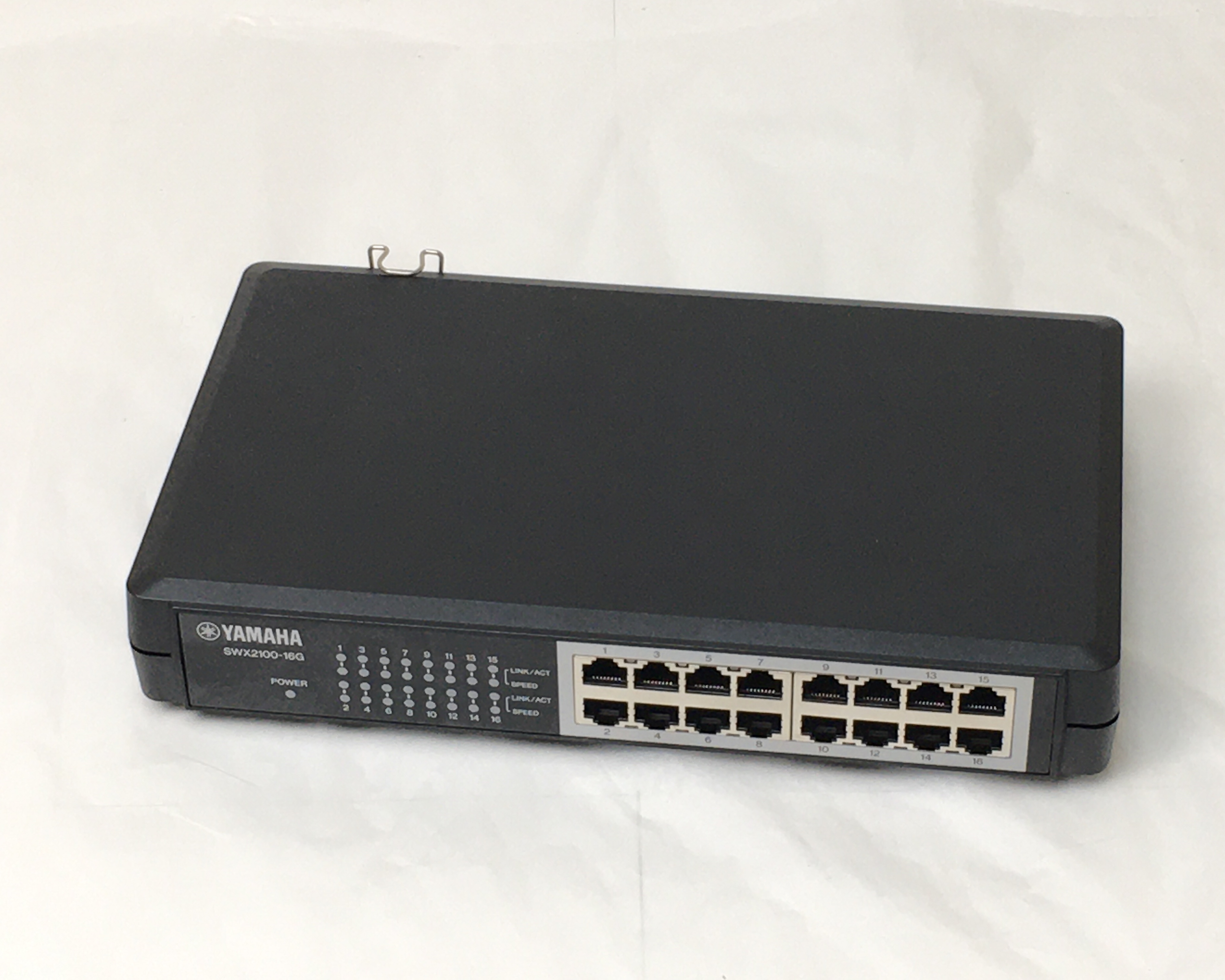【中古】ヤマハ スマートL2スイッチ 16ポート SWX2100-16G　メイン画像