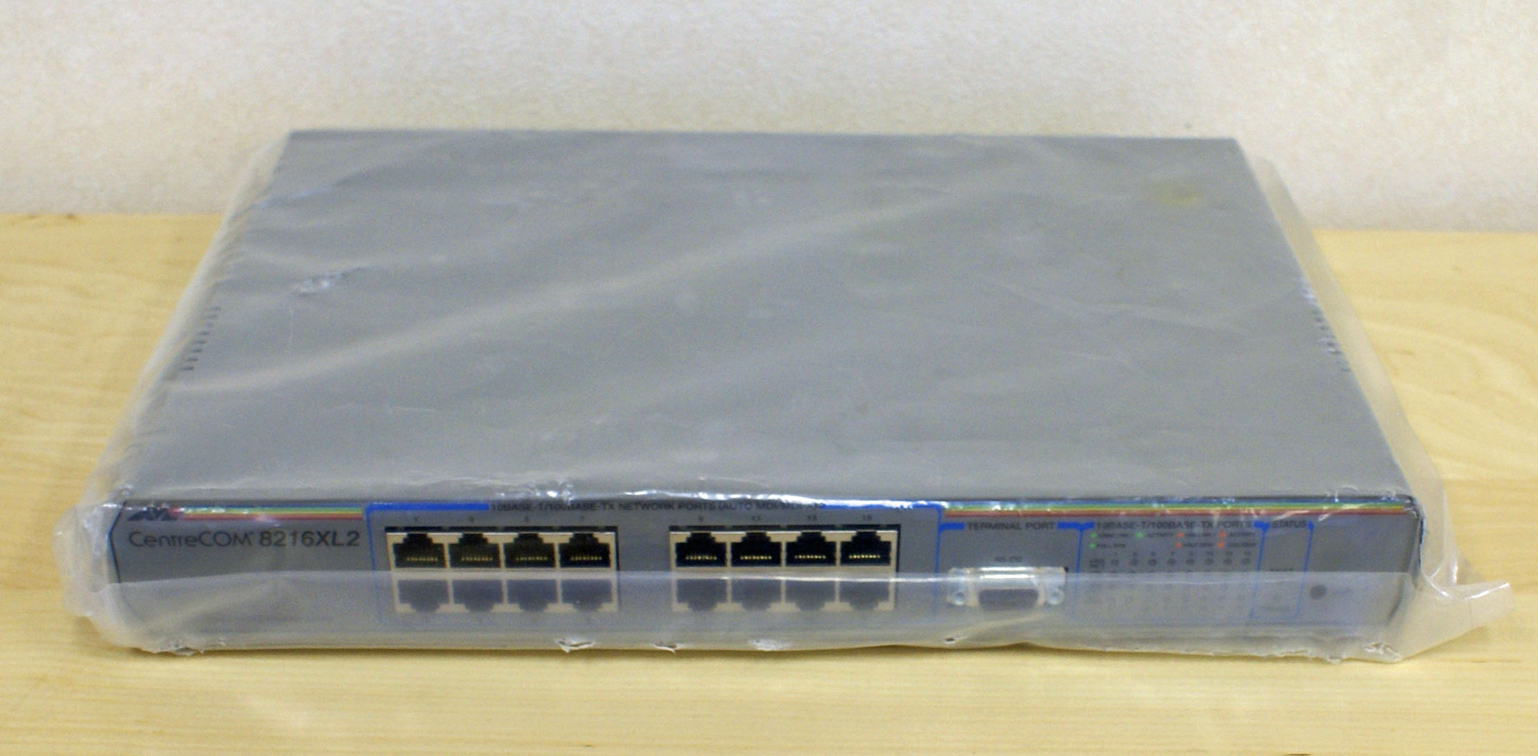 【新品】アライドテレシス CentreCOM 8216XL2