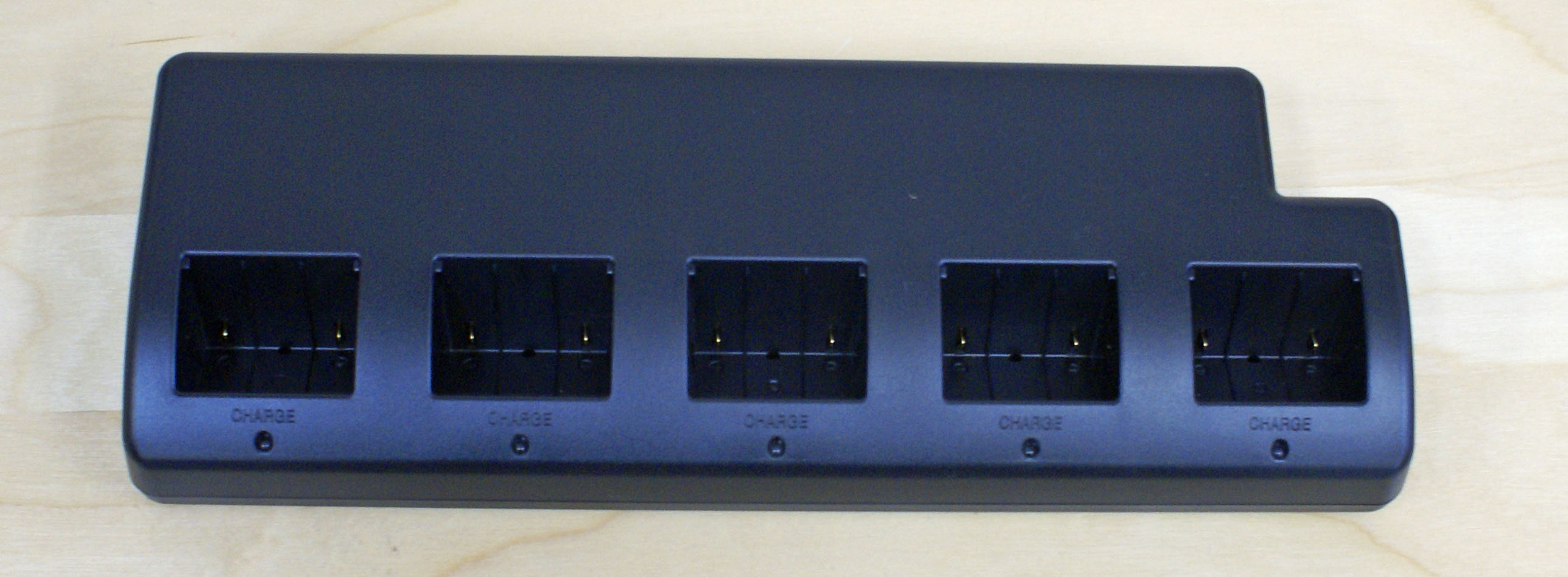 【新品】TEC 5連バッテリー充電器