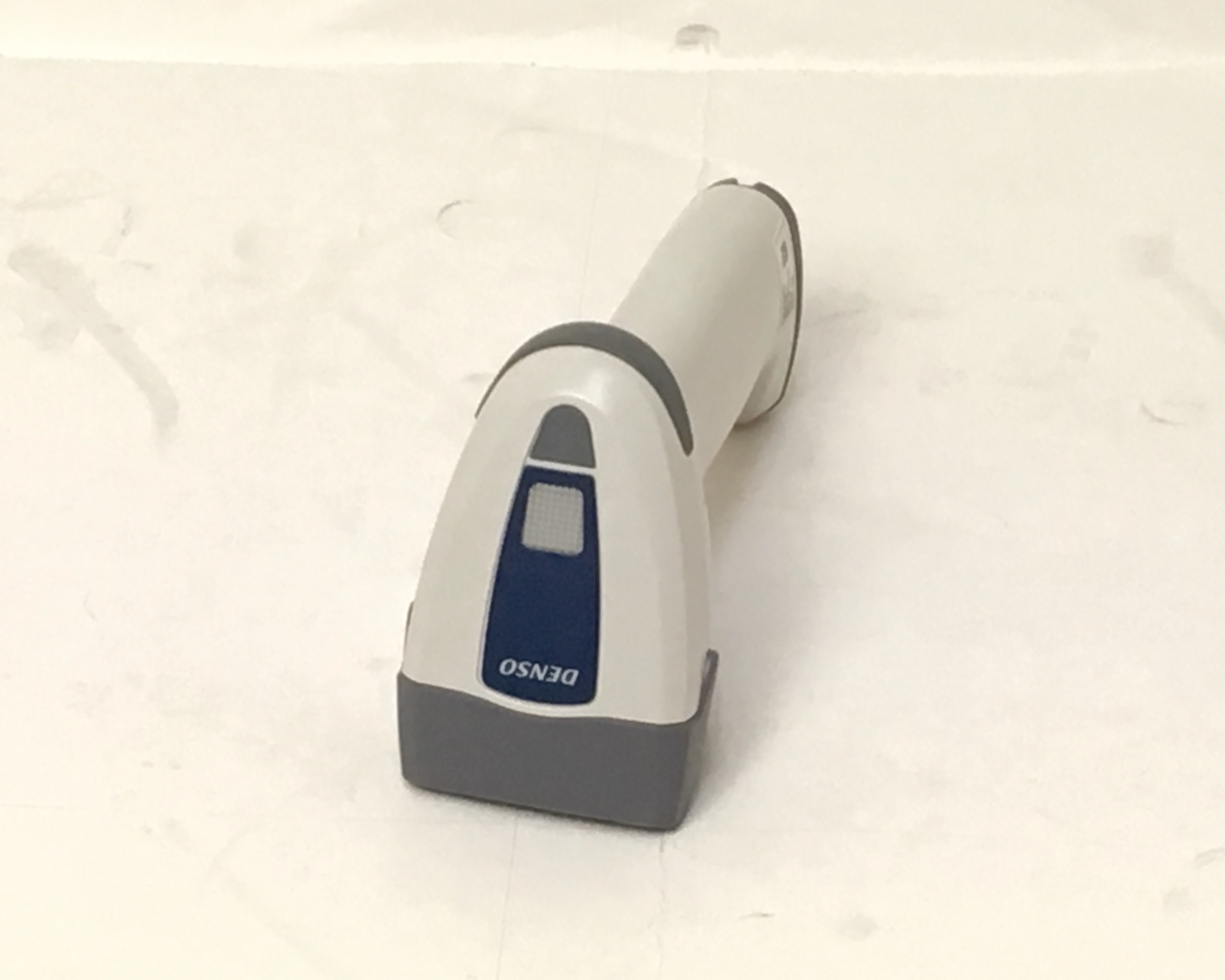 【優良中古】DENSO 2次元スキャナ AT27Q-SB　本体画像