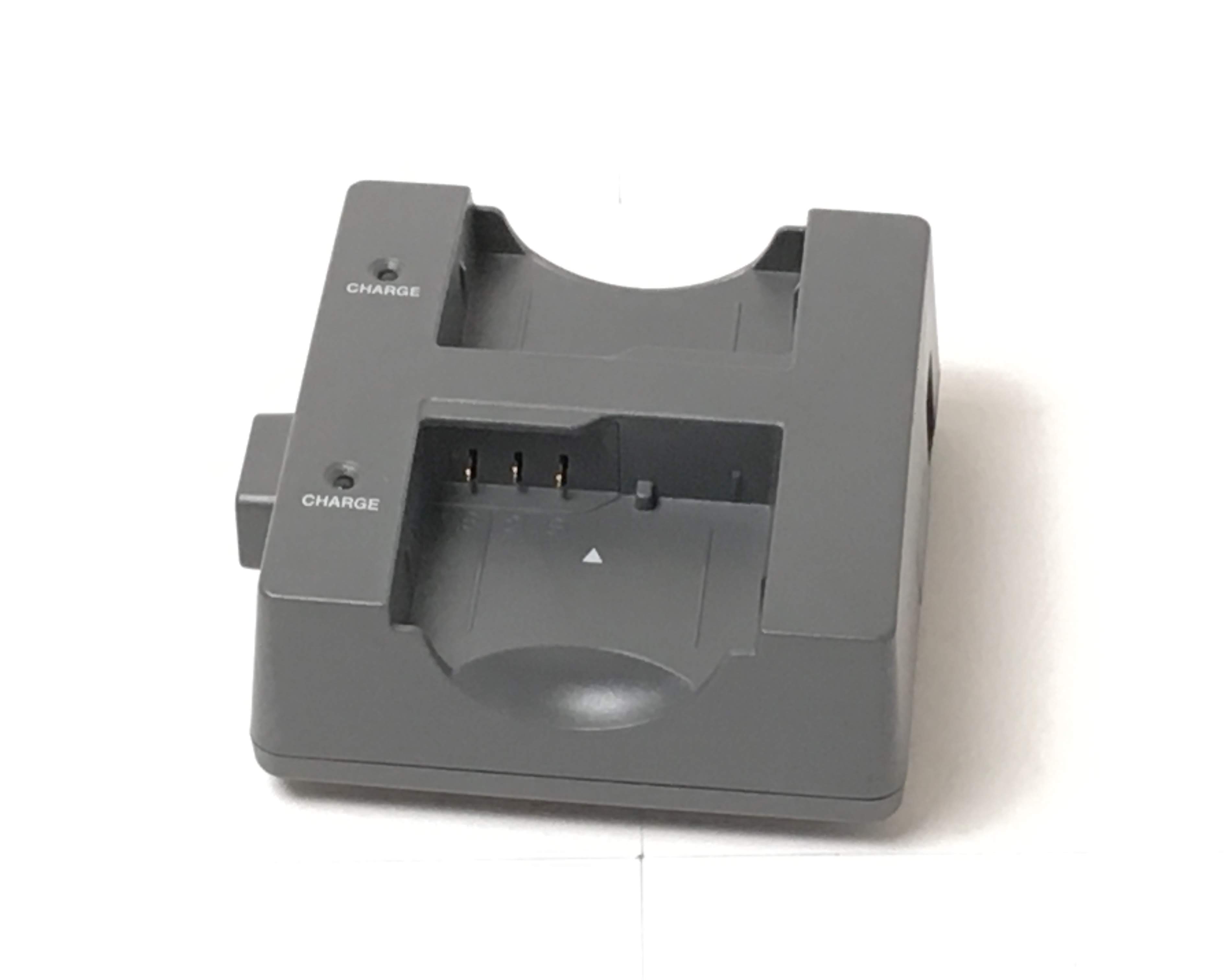 【優良中古】DT-5300シリーズ　デュアル充電器　メイン画像