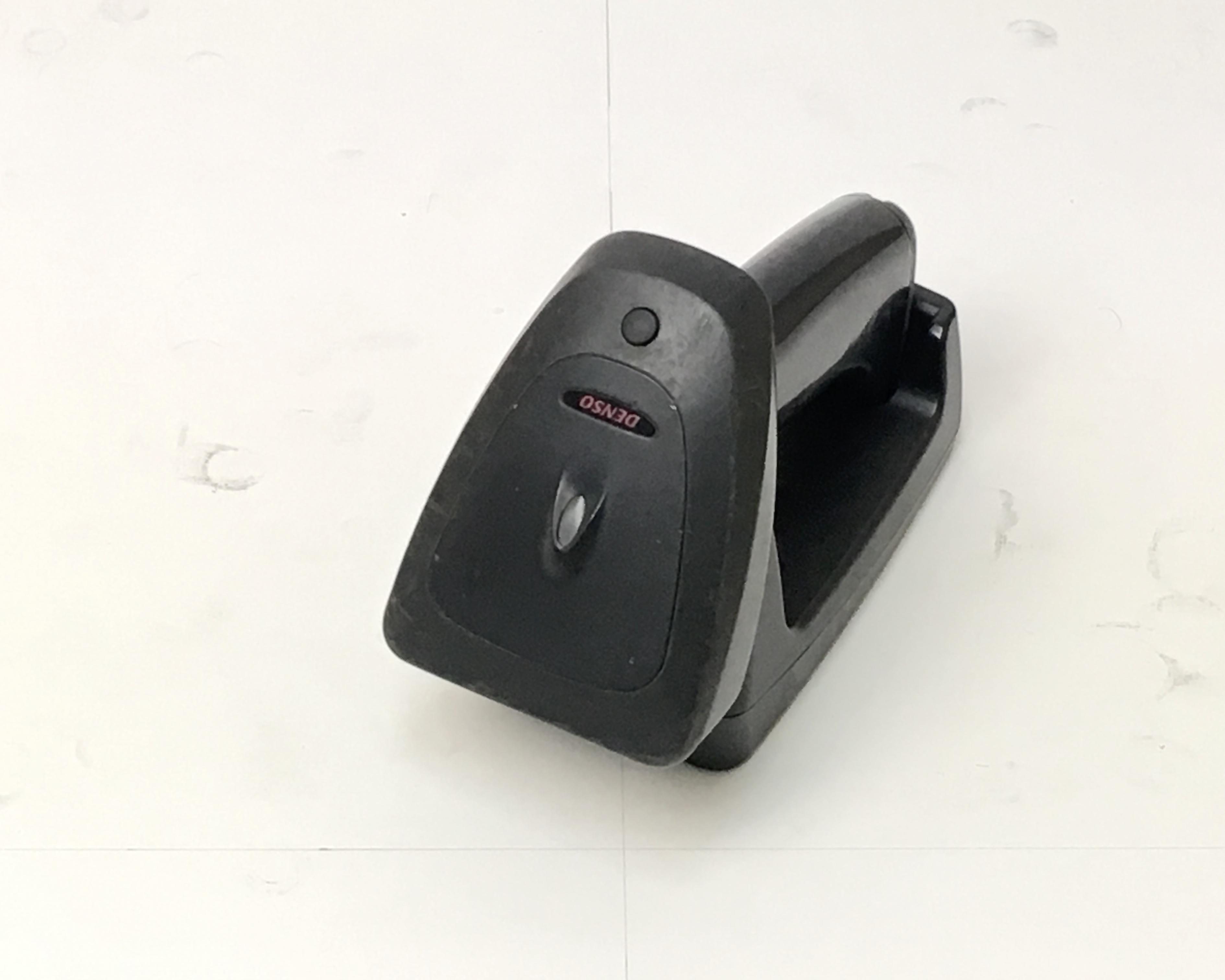 【中古】デンソー　バーコードスキャナ　GT10B-LB/CH-GT10N(電池新品) 　メイン画像