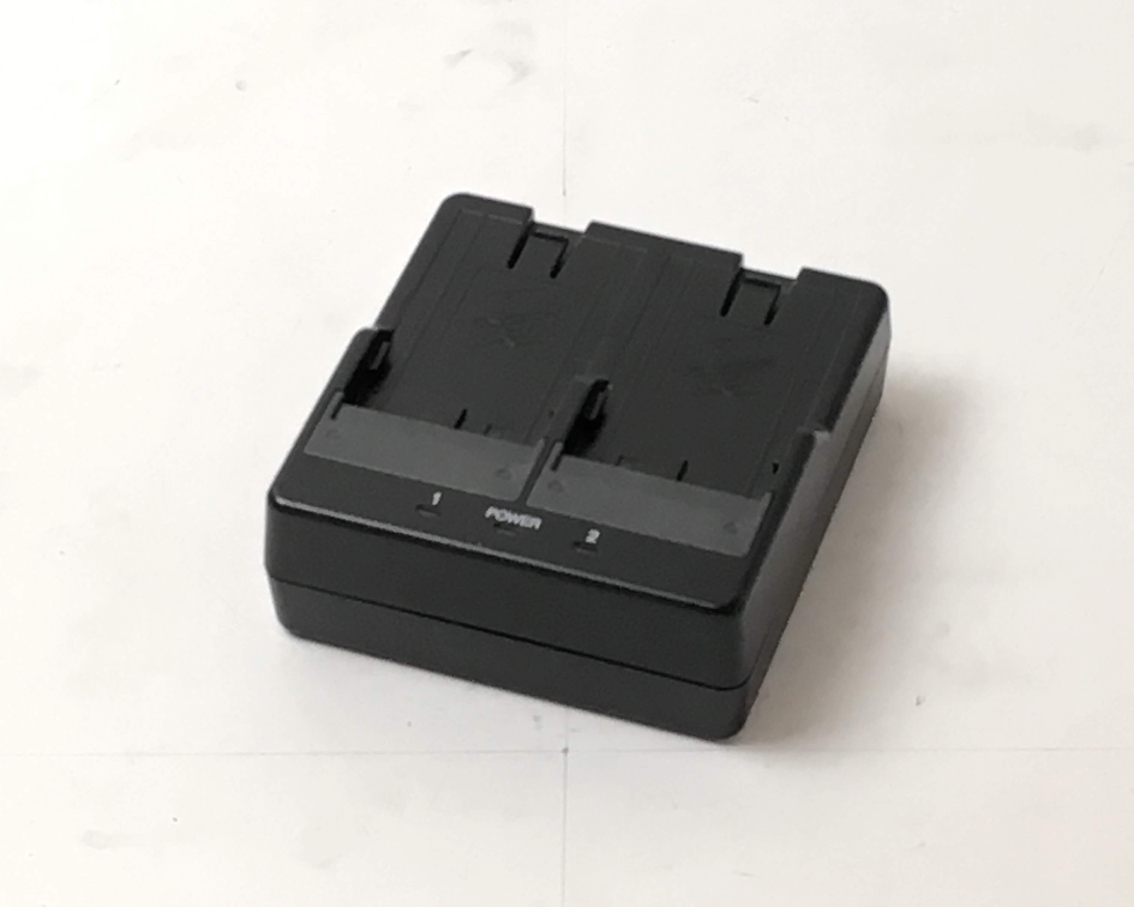 【中古】Panasonic 充電器　JT-H100CG-15　メイン画像