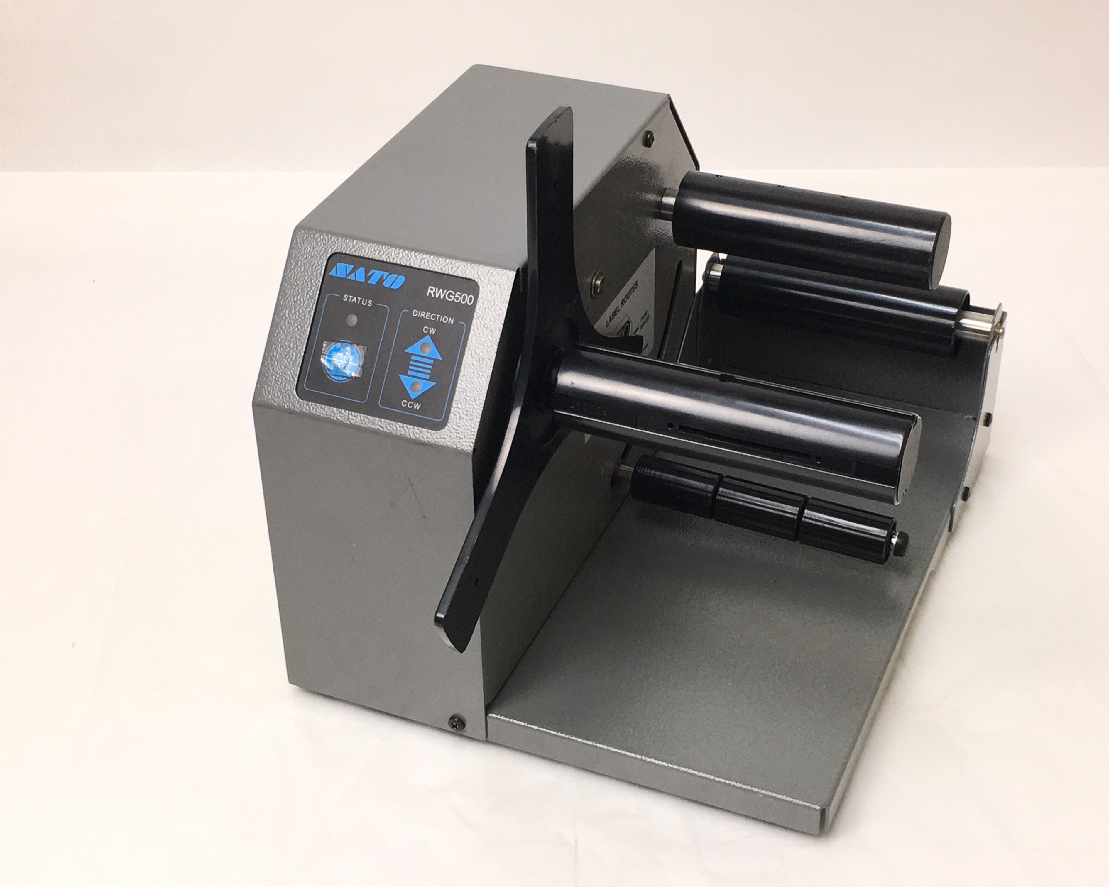 【中古】ラベル巻取機　RWG500　メイン画像