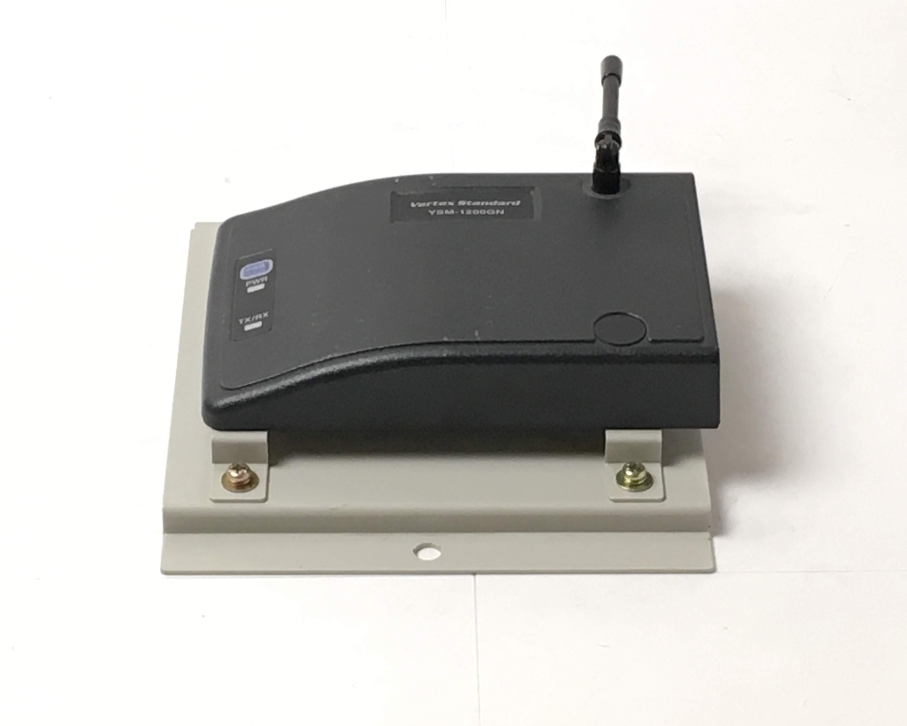 【中古】１２００ＭＨｚ帯無線モデム装置 VertexStandard YSM-1200GN　メイン画像