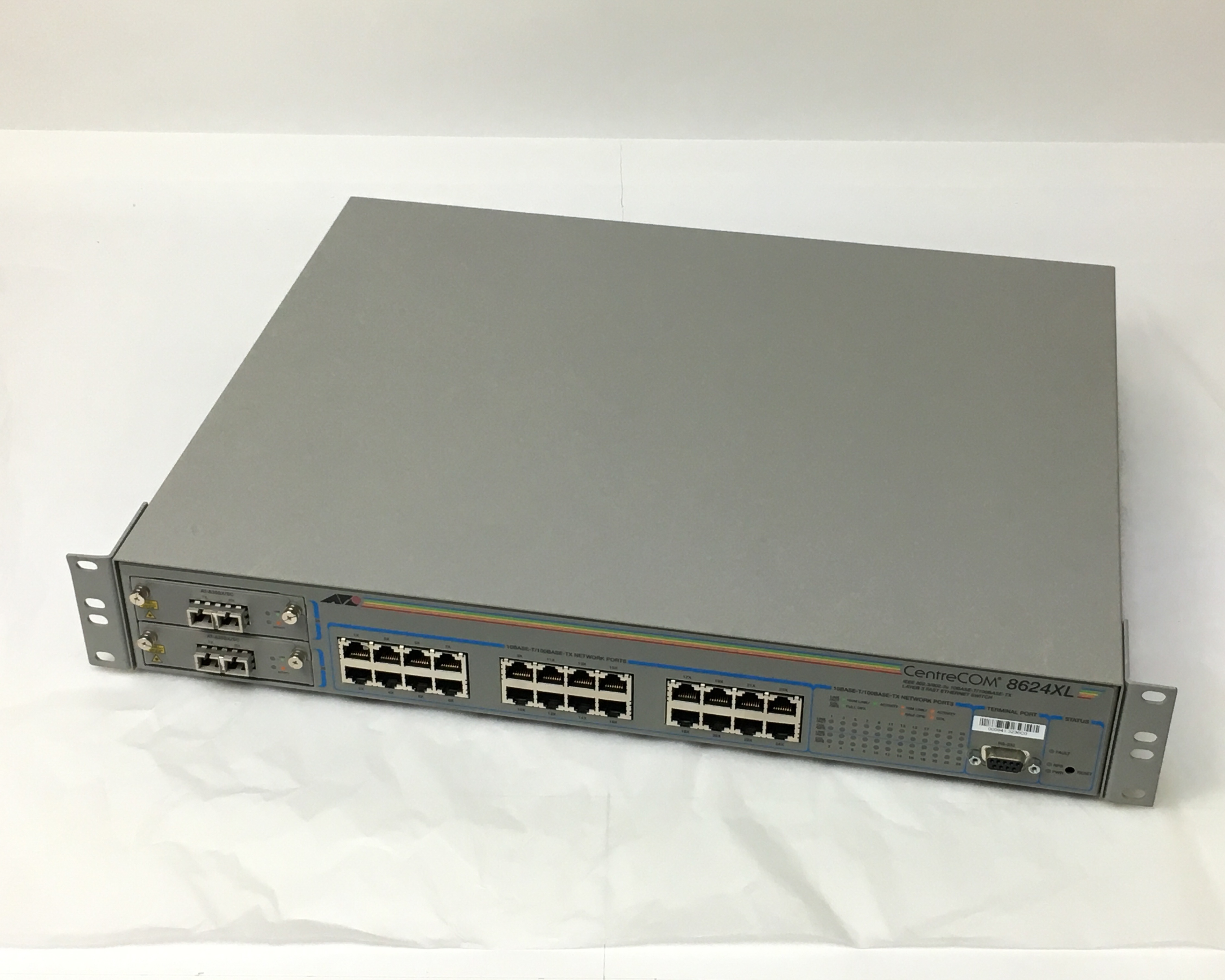 【お買得中古】アライドテレシス CentreCOM 8624XL　メイン画像