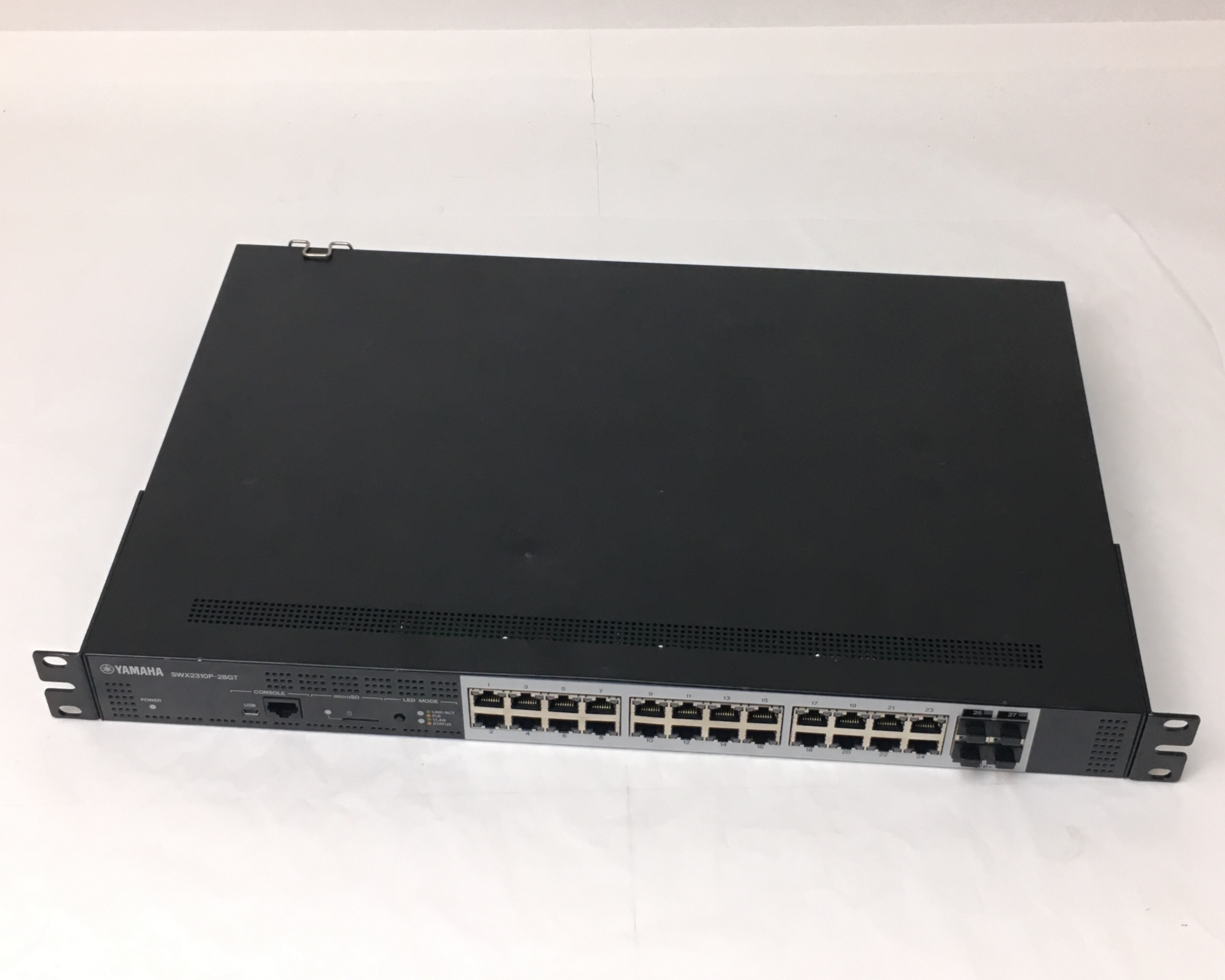 【お買得中古】ヤマハ スマートL2スイッチ 24ポート SWX2310P-28GT　メイン画像