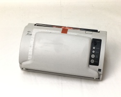 【優良中古】富士通  Image Scanner fi-7030　(未使用品)　メイン画像